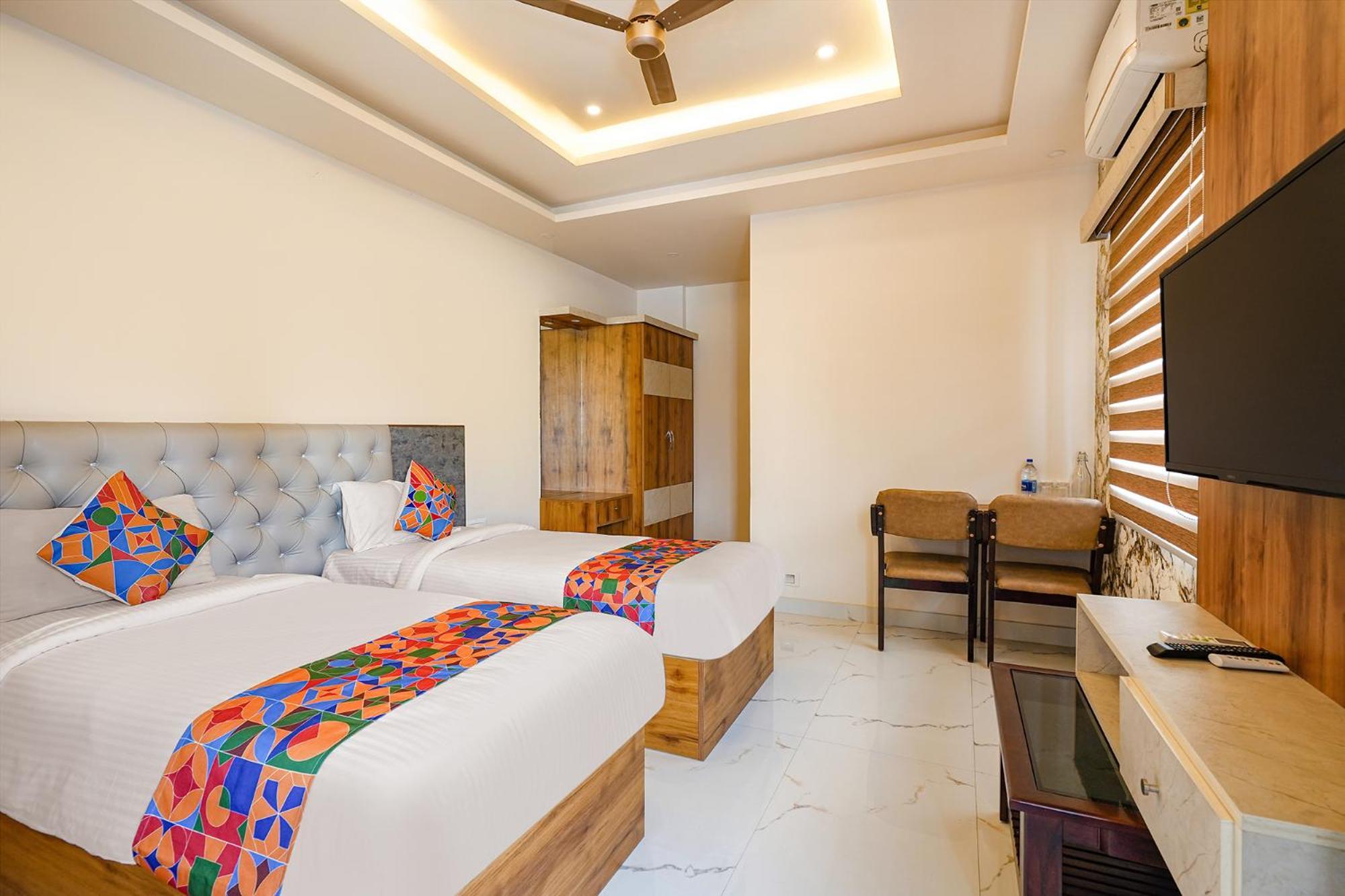 Fabhotel Prime Mayuri Residency Бангалор Екстериор снимка