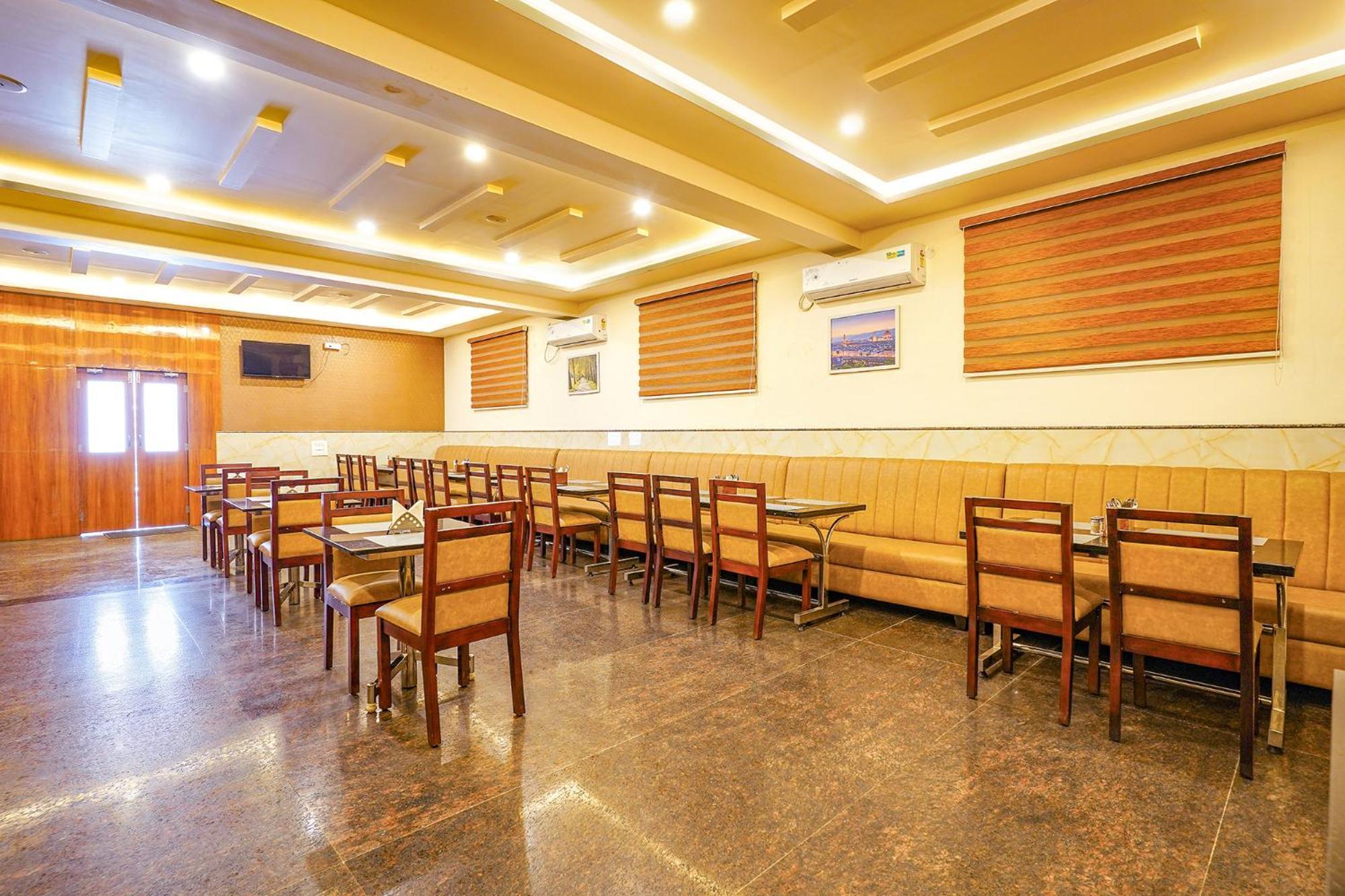 Fabhotel Prime Mayuri Residency Бангалор Екстериор снимка