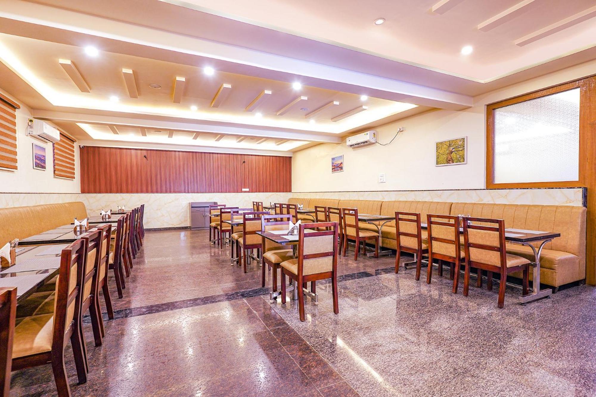 Fabhotel Prime Mayuri Residency Бангалор Екстериор снимка