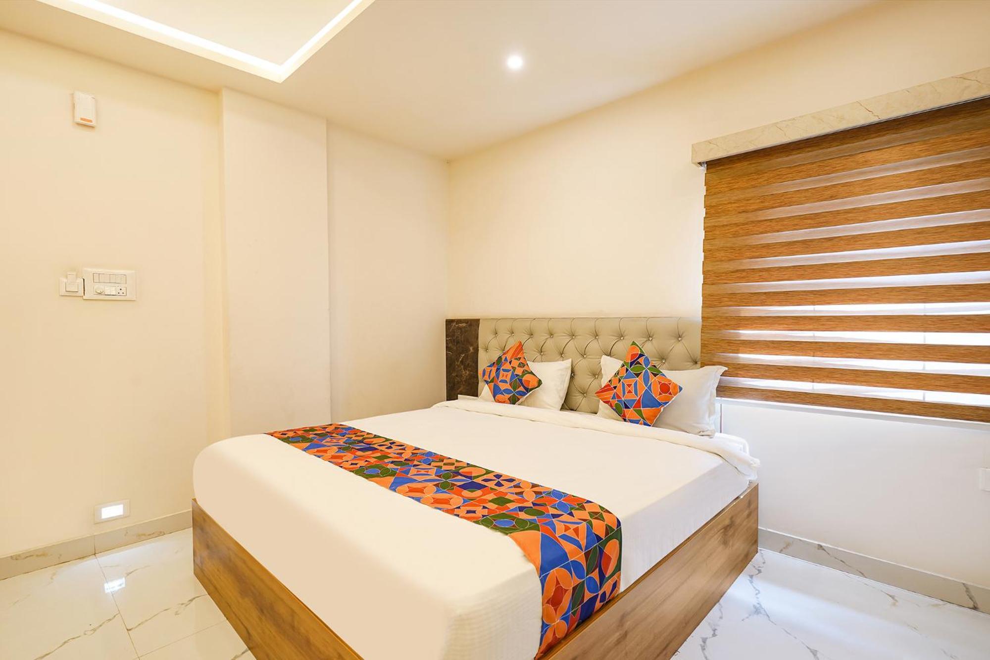 Fabhotel Prime Mayuri Residency Бангалор Екстериор снимка