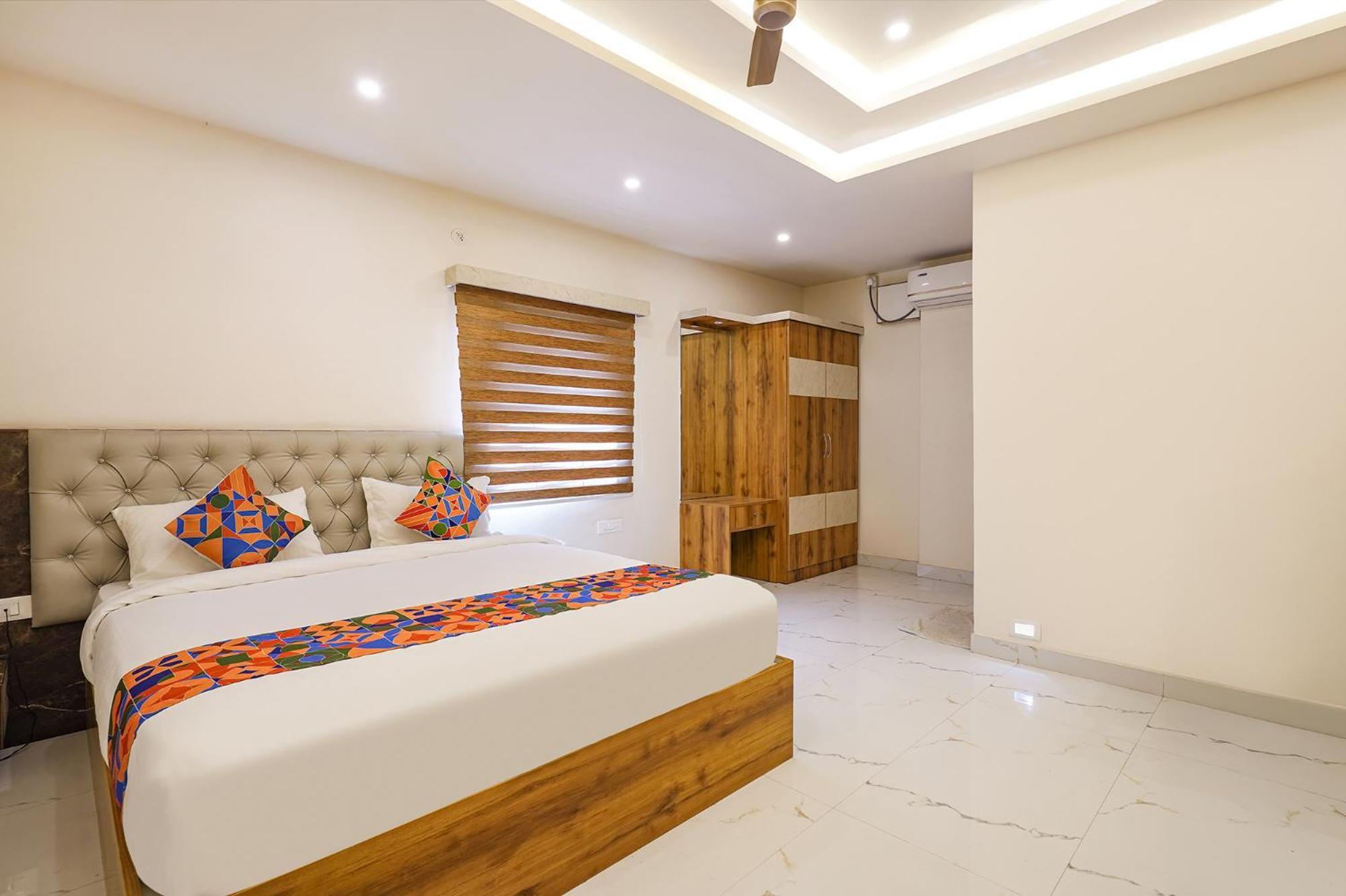 Fabhotel Prime Mayuri Residency Бангалор Екстериор снимка